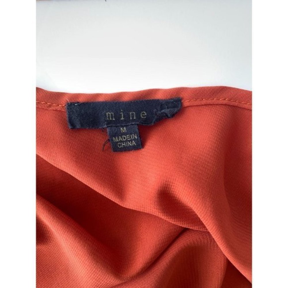 Mine Sleeveless Ruffled Top Medium - Picture 7 of 7